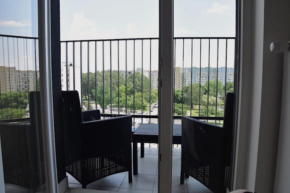 Apartament Lekka Apartment Варшава Екстериор снимка