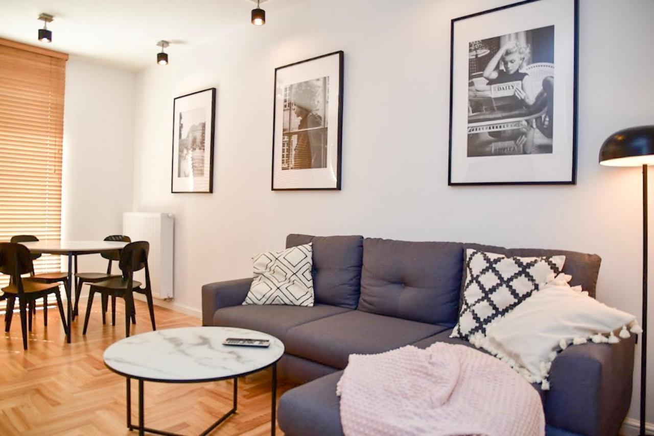 Apartament Lekka Apartment Варшава Екстериор снимка