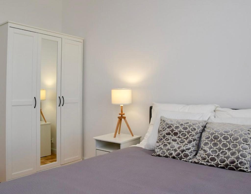 Apartament Lekka Apartment Варшава Екстериор снимка